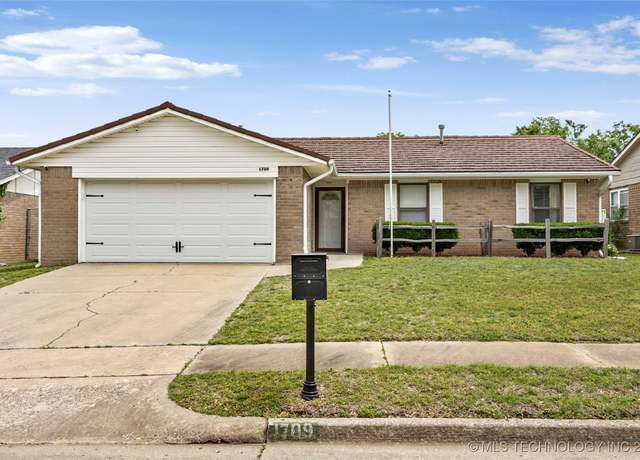 Property at 1709 S 141st East Ave, Tulsa, OK 74108, 3 beds, 2 baths