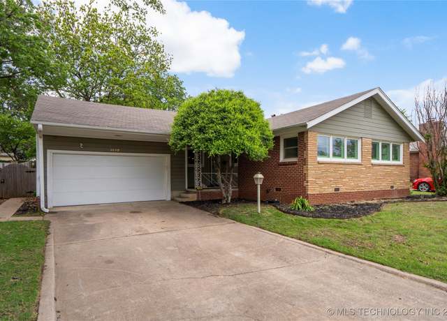 Property at 4639 E 24th Pl, Tulsa, OK 74114, 3 beds, 1.5 baths