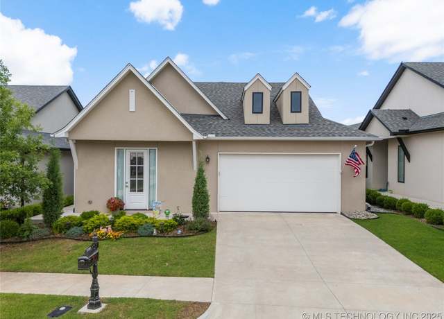 Property at 1228 W 85th Ct S, Tulsa, OK 74132, 2 beds, 2 baths