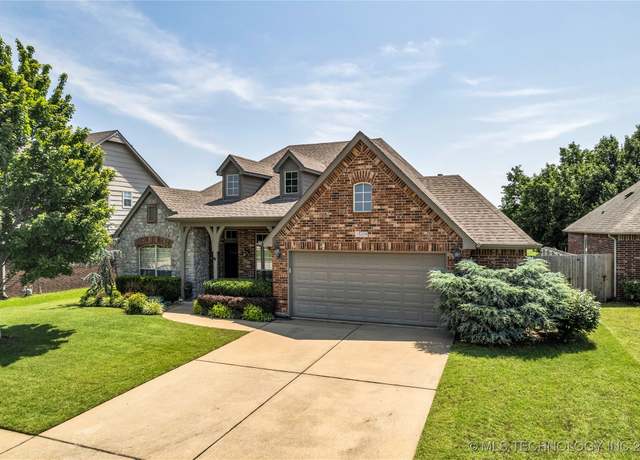 Property at 1509 N 22nd St, Broken Arrow, OK 74012, 3 beds, 2 baths