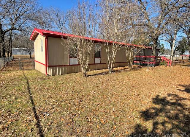Property at 114804 S 4207 Rd, Checotah, OK 74426, 3 beds, 2 baths