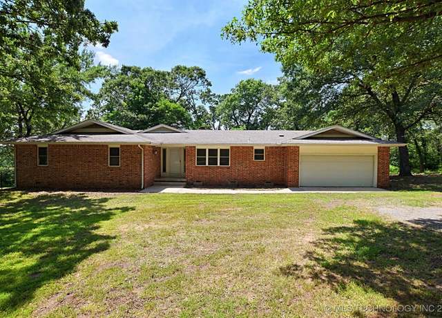 Property at 18295 S Coos Thompson Rd, Hulbert, OK 74441, 3 beds, 2 baths