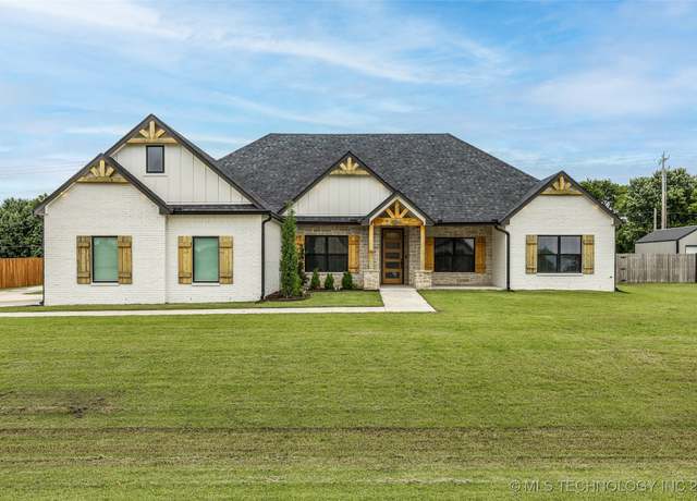 Property at 5769 S 256th EastAvenue, Broken Arrow, OK 74014, 4 beds, 2.5 baths