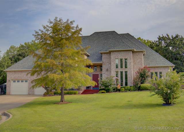 Property at 1310 N Northridge Ct, Sand Springs, OK 74063, 5 beds, 3.5 baths