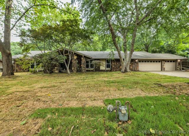 Property at 4235 E 104th St, Tulsa, OK 74137, 4 beds, 3 baths
