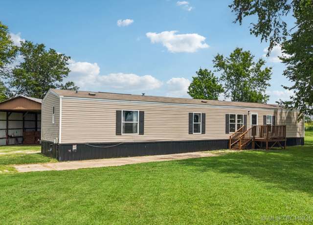 Property at 396070 W 3030 Rd, Ochelata, OK 74051, 3 beds, 2 baths