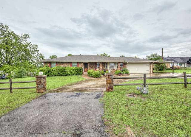 Property at 3319 W 73rd St, Tulsa, OK 74132, 3 beds, 1.5 baths