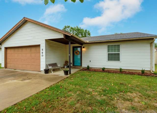 Property at 540 S Hamilton Ave, Dewey, OK 74029, 3 beds, 2 baths