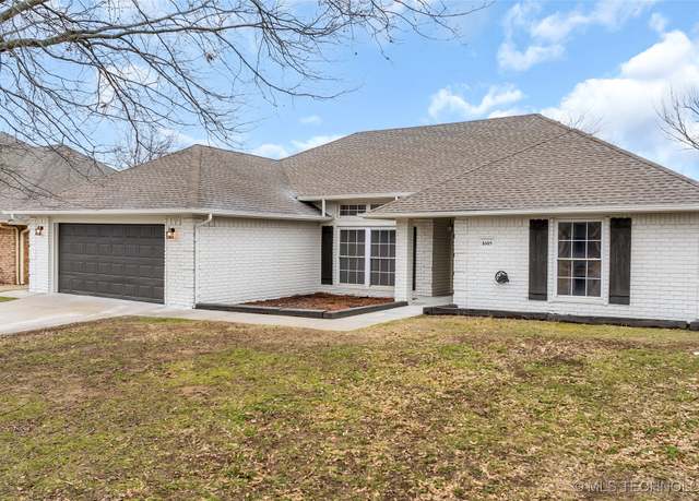 Property at 1605 Southern Hls, Ardmore, OK 73401, 4 beds, 2 baths