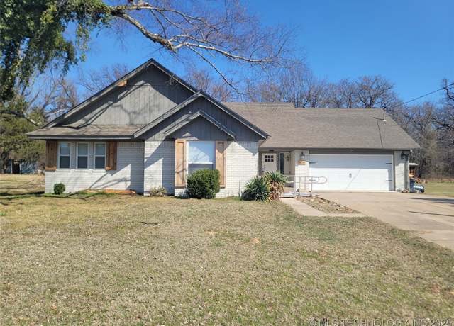 Property at 114245 S 4172 Rd, Checotah, OK 74426, 3 beds, 2 baths