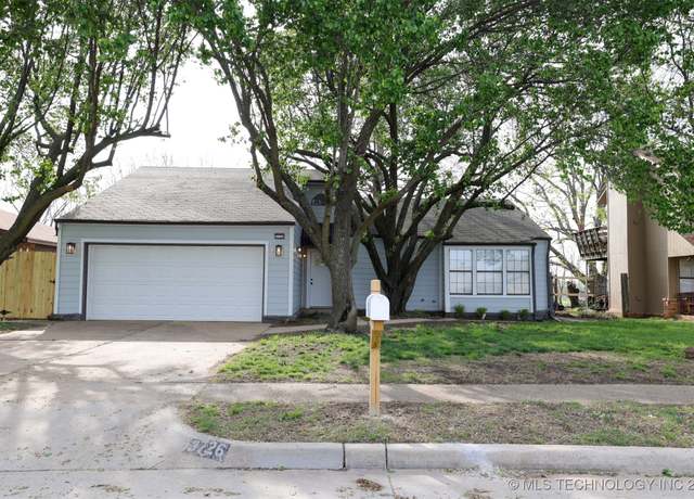 Property at 3726 S 142nd EastAvenue, Tulsa, OK 74134, 3 beds, 2 baths