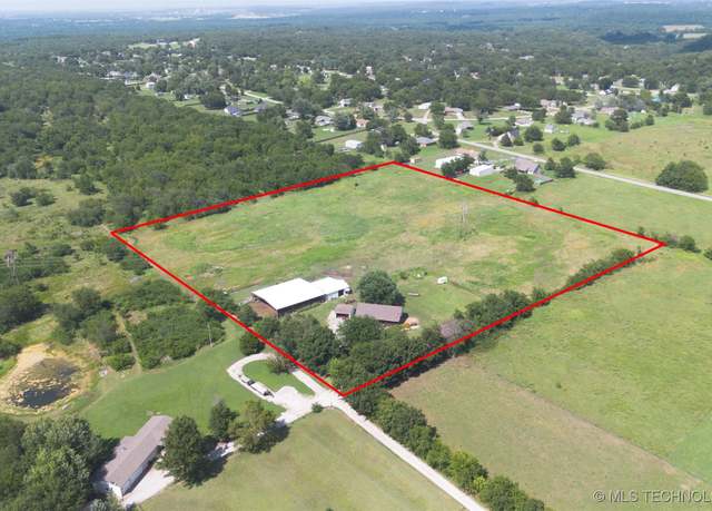 Property at 19807 E 126th St N, Collinsville, OK 74021, 3 beds, 2 baths