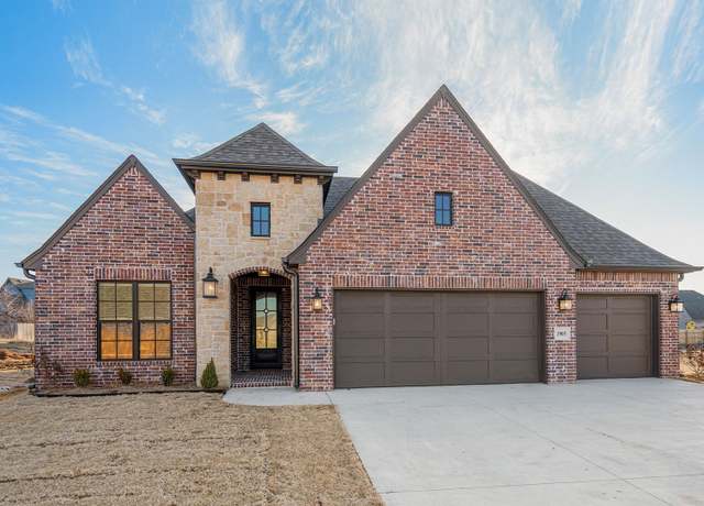 Property at 3905 S Elder Blvd, Broken Arrow, OK 74012, 3 beds, 2.5 baths