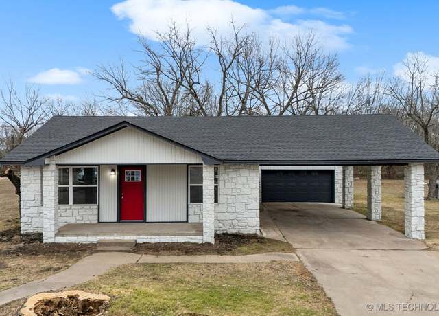 Property at 217 S Cincinnati Ave, Sperry, OK 74073, 3 beds, 2 baths