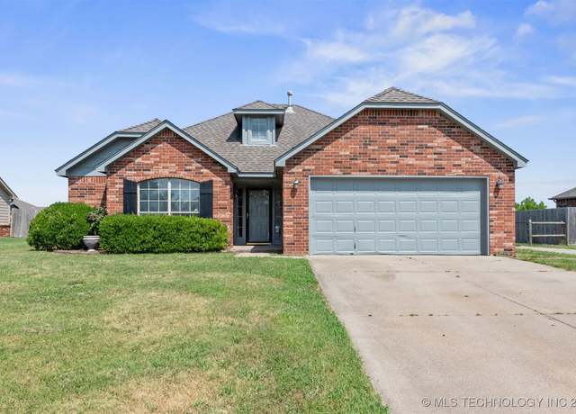 Property at 11225 S 275th EastAvenue, Coweta, OK 74429, 3 beds, 2 baths