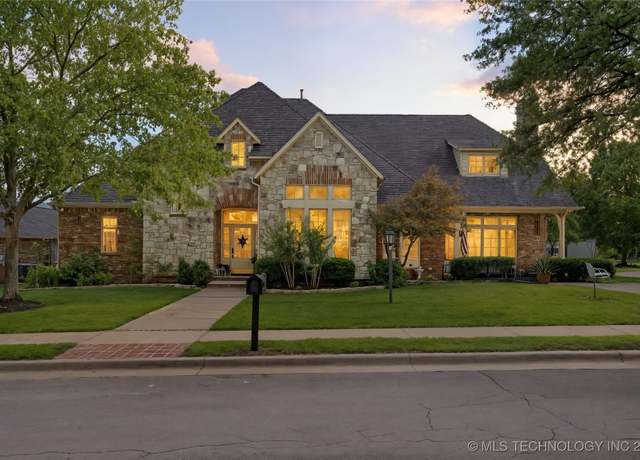 Property at 8311 S 67th EastAvenue, Tulsa, OK 74133, 4 beds, 4 baths