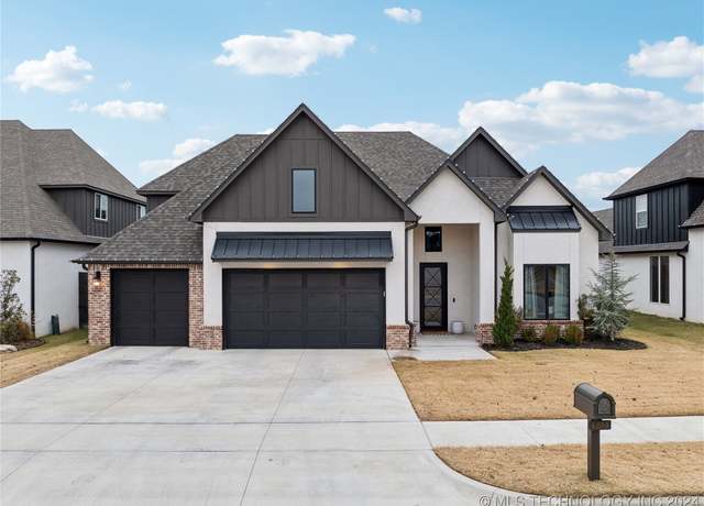 Property at 4255 S 173rd EastAvenue, Tulsa, OK 74134, 5 beds, 4.5 baths