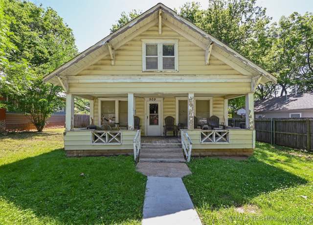 Property at 909 N Cheyenne Ave, Tulsa, OK 74106, 3 beds, 1 bath
