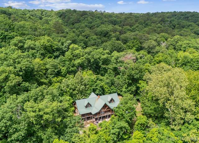 Property at 21745 E 660 Rd, Tahlequah, OK 74464, 4 beds, 4 baths