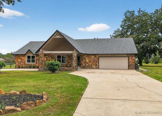 Property at 8452 E Blackwell Ave, Claremore, OK 74019, 4 beds, 2.5 baths