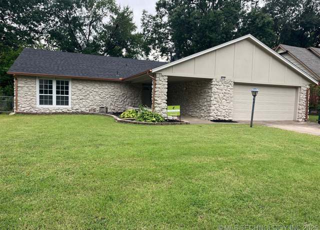 Property at 3710 E 85th St, Tulsa, OK 74137, 3 beds, 2 baths