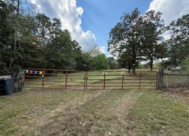 Property at 17844 E 688 Rd, Tahlequah, OK 74464, 2 beds, 1 bath