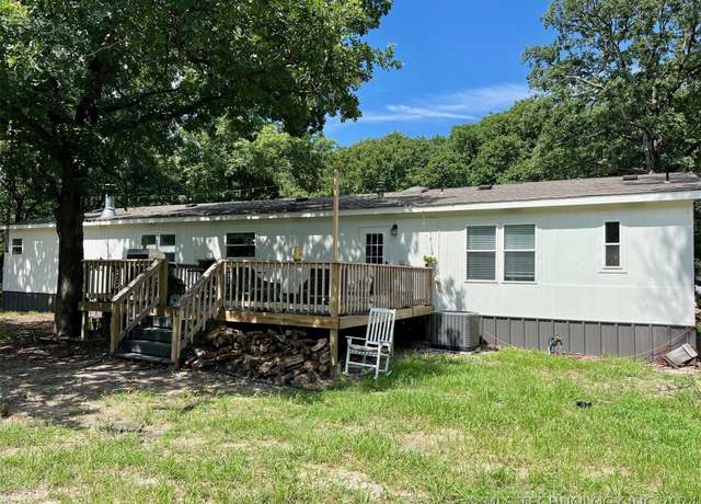 Property at 220 Lisa Dr, Kingston, OK 73439, 4 beds, 2.5 baths