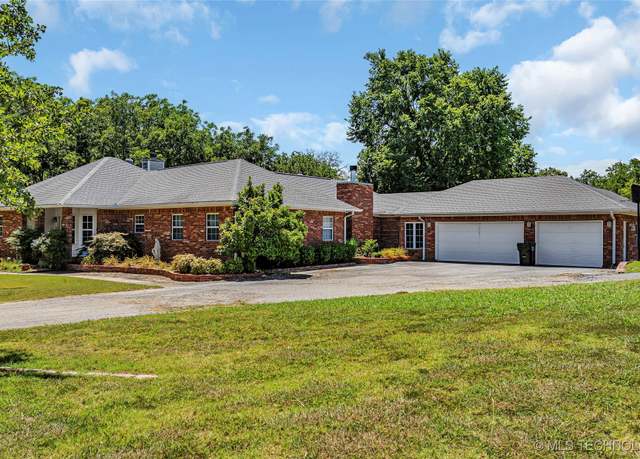 Property at 7023 Myall Rd, Lone Grove, OK 73443, 4 beds, 3 baths