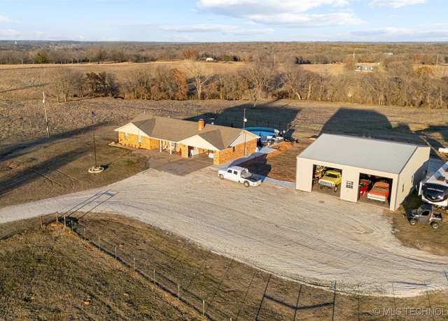 Property at 8880 County Road 3490, Ada, OK 74820, 3 beds, 2.5 baths