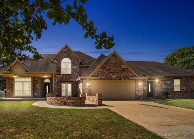 Property at 15453 N 95th Ave W, Skiatook, OK 74070, 5 beds, 3.5 baths