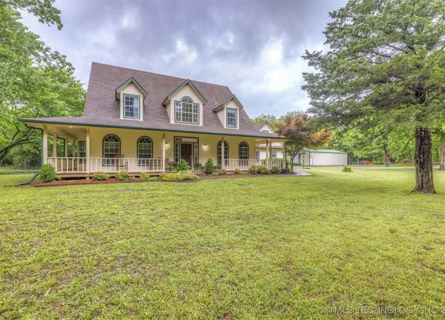 Property at 835 N County Line Rd E, Fort Gibson, OK 74434, 5 beds, 4.5 baths