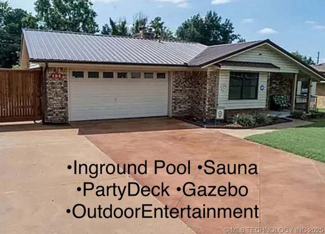 Property at 123 E Madison St, Broken Arrow, OK 74012, 3 beds, 2 baths