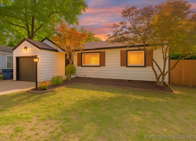Property at 4685 S Rockford Ave, Tulsa, OK 74105, 3 beds, 2 baths