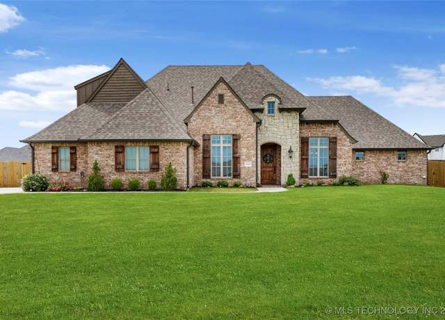 Property at 16622 S 2nd WestAvenue, Glenpool, OK 74033, 4 beds, 3.5 baths