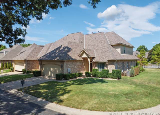 Property at 7202 S Jamestown Ave, Tulsa, OK 74136, 4 beds, 2.5 baths