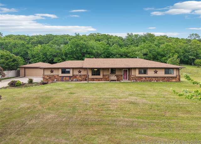Property at 9219 Grant St, Sapulpa, OK 74066, 3 beds, 2 baths