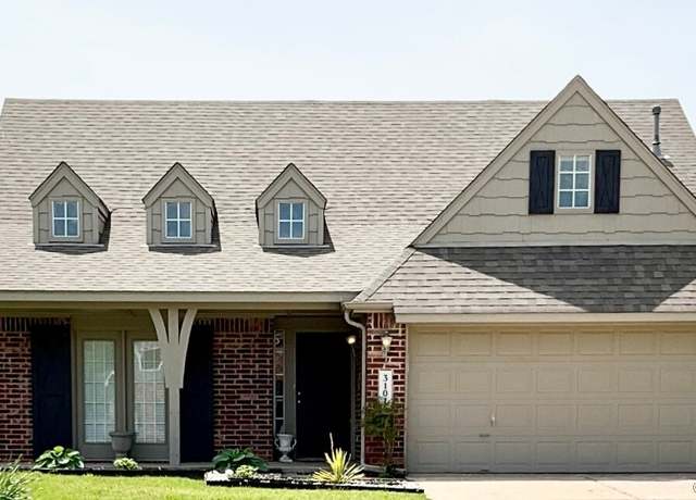 Property at 3101 W Norman Cir, Broken Arrow, OK 74012, 4 beds, 3 baths