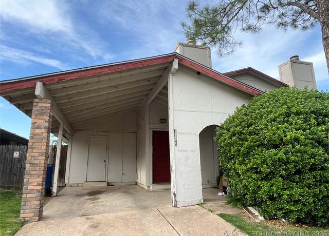 Property at 10933 E 16th St, Tulsa, OK 74128, 3 beds, 2 baths