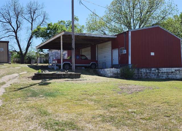Property at 703 Illinois St, Pawnee, OK 74058, 1 bed, 1 bath