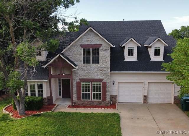 Property at 717 W 39th St, Sand Springs, OK 74063, 4 beds, 2.5 baths