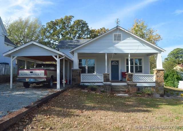 Property at 438 S 4th St, Eufaula, OK 74432, 2 beds, 2 baths