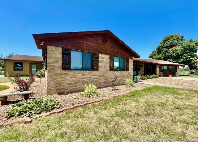 Property at 3487 Edge Rd, Kingston, OK 73439, 5 beds, 3 baths