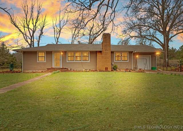 Property at 420722 E 1920 Rd, Antlers, OK 74523, 2 beds, 2 baths