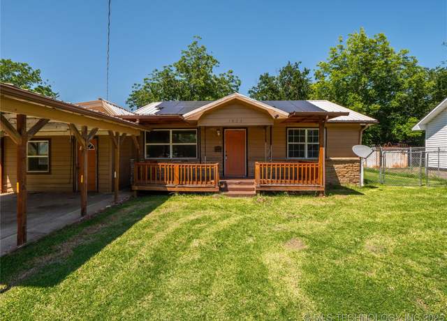 Property at 1025 Kali Inla Ave, Hartshorne, OK 74547, 2 beds, 2 baths
