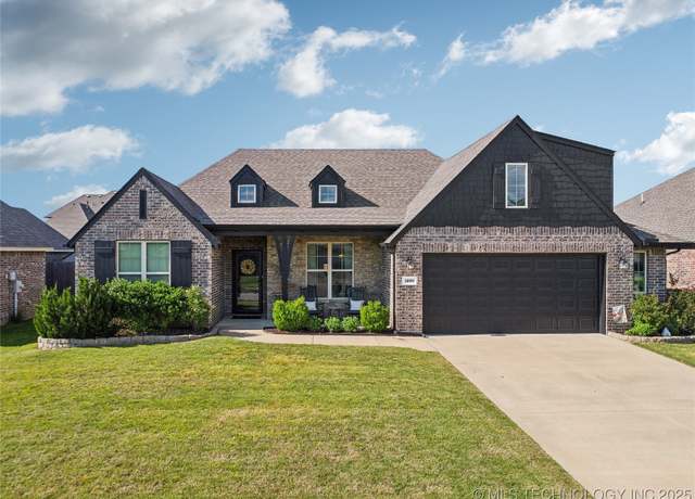 Property at 18409 E 50th Pl S, Tulsa, OK 74134, 3 beds, 2 baths