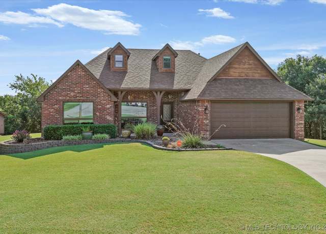 Property at 456 Falcon Cir, Sapulpa, OK 74066, 3 beds, 2 baths
