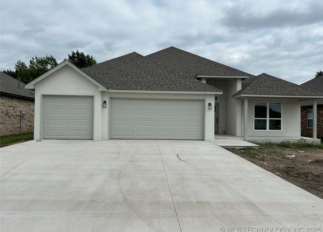 Property at 13135 S 105th EastAvenue, Bixby, OK 74008, 3 beds, 2 baths