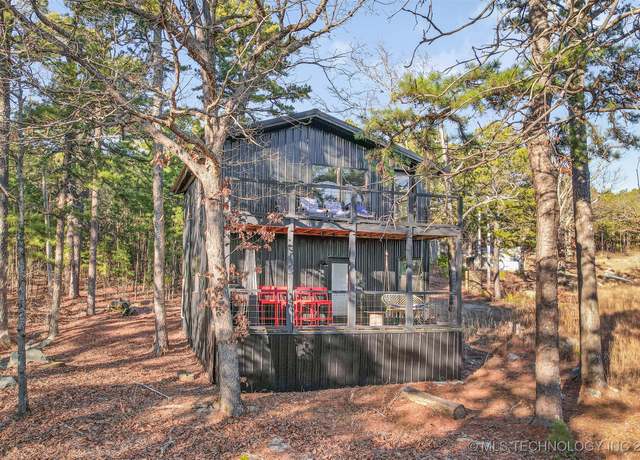 Property at 49536 State Highway 82, Talihina, OK 74571, 2 beds, 1.5 baths