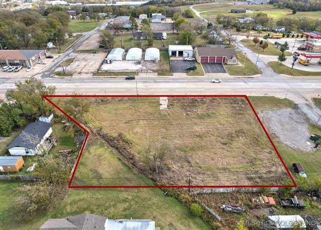 Property at 904 N 9th St, Sapulpa, OK 74066