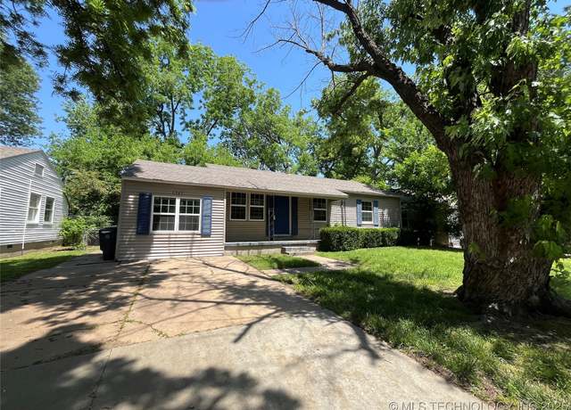 Property at 1367 E 43rd St, Tulsa, OK 74105, 3 beds, 1 bath